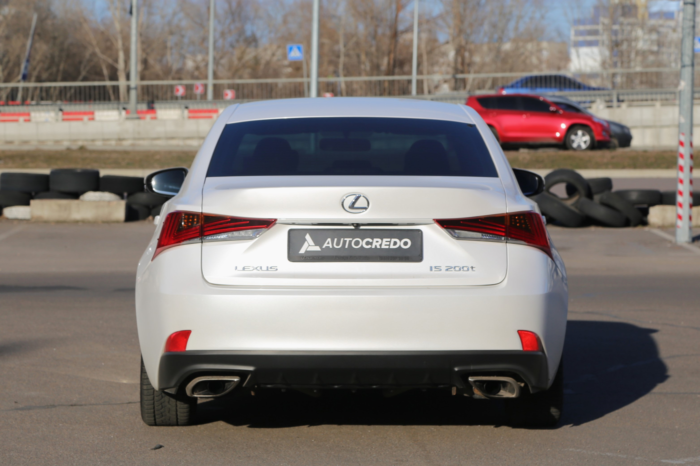 Lexus IS