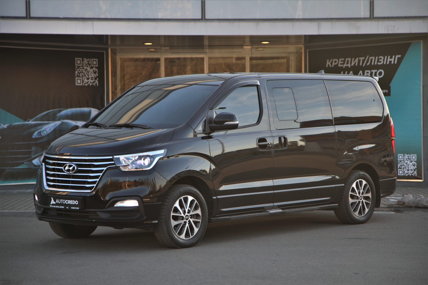 Hyundai Starex