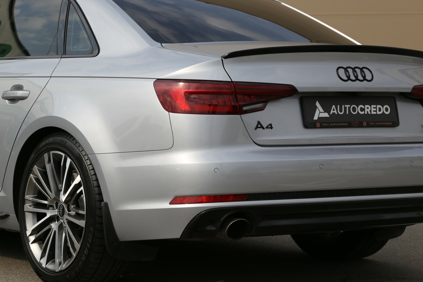 Audi A4
