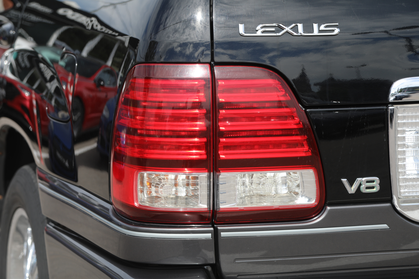 Lexus LX