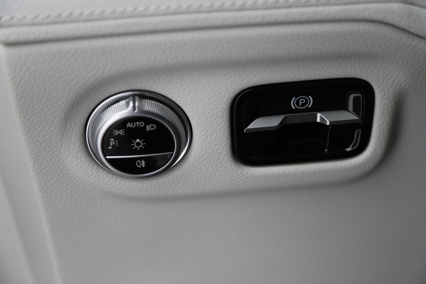 Mercedes-Benz EQS SUV