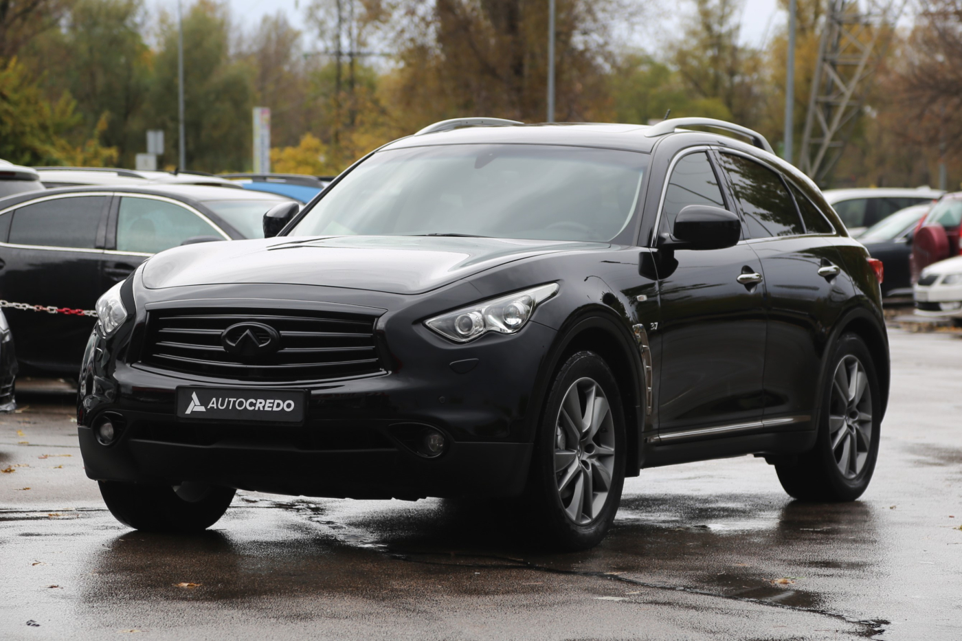Infiniti QX70