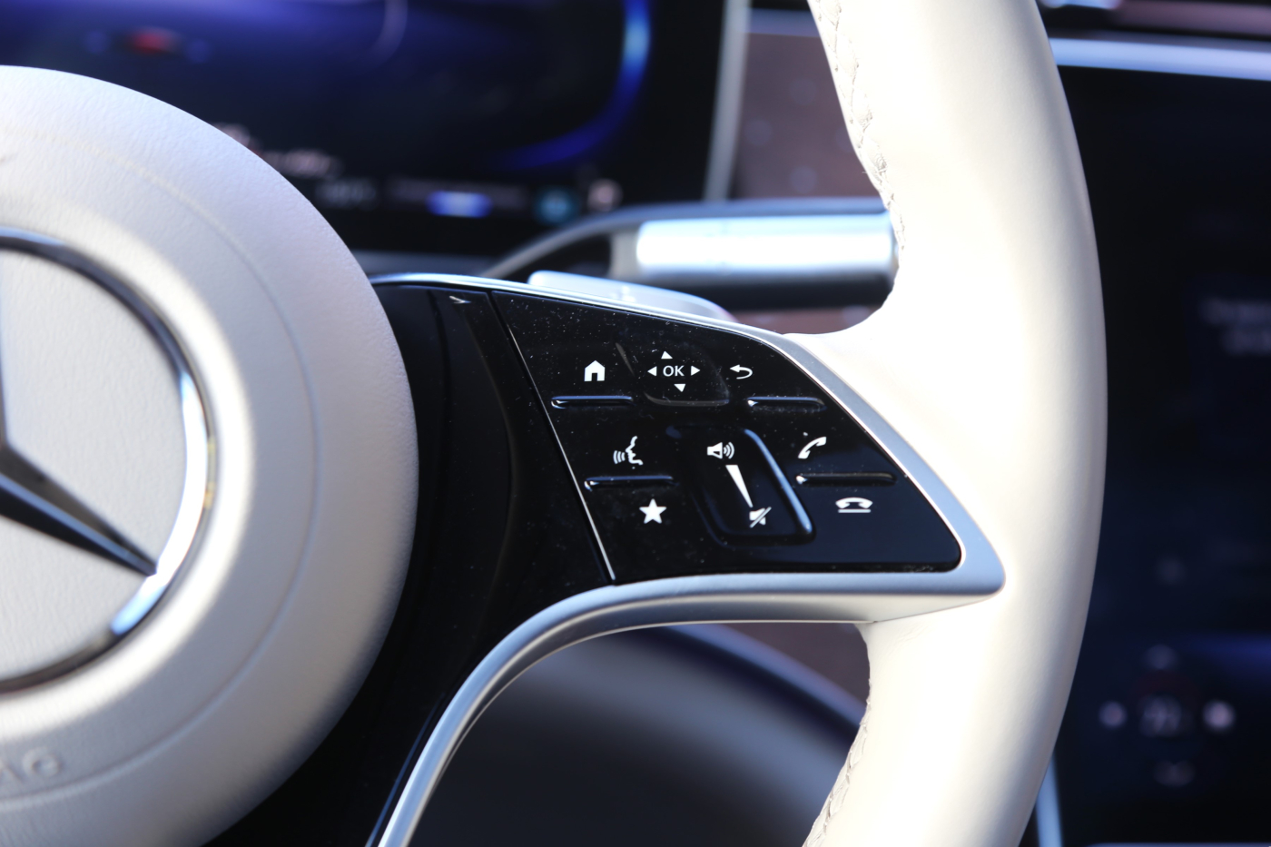 Mercedes-Benz EQS SUV