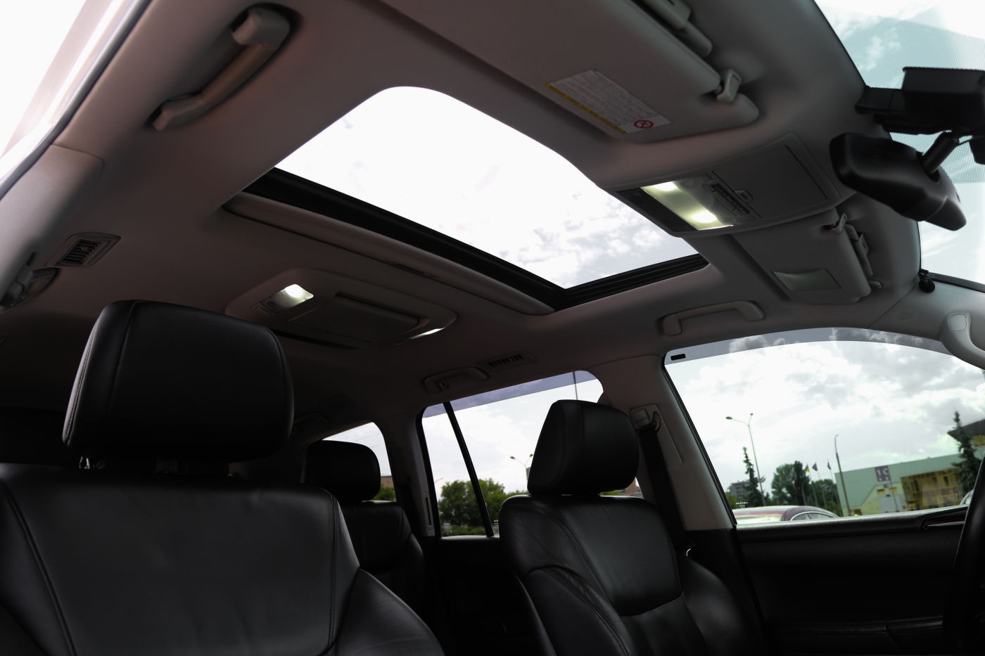 Lexus LX