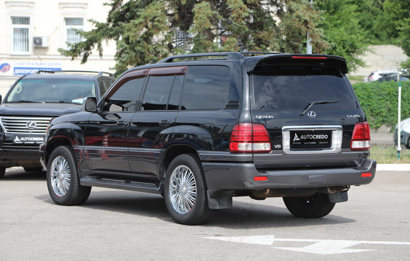Lexus LX