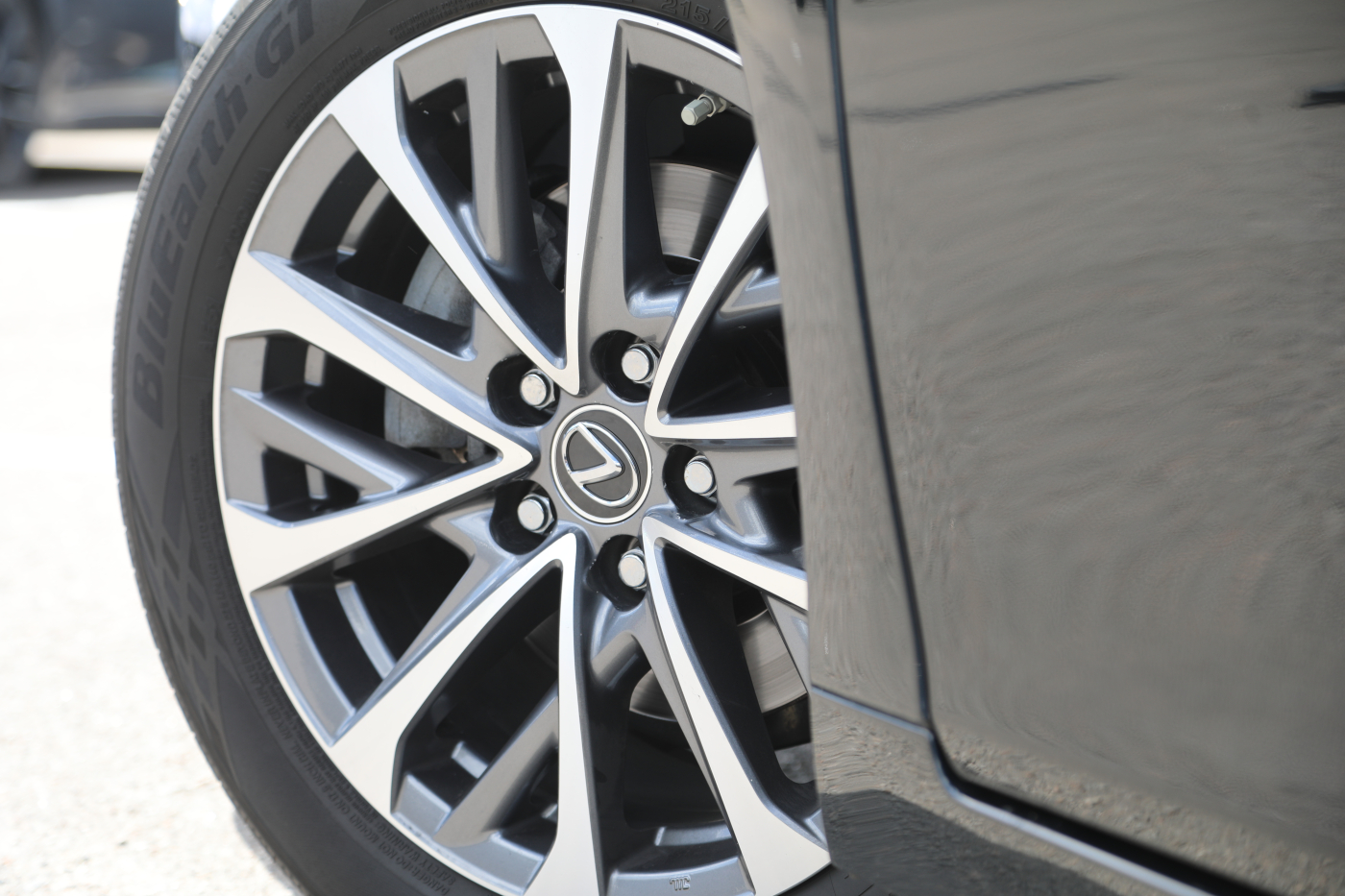 Lexus ES
