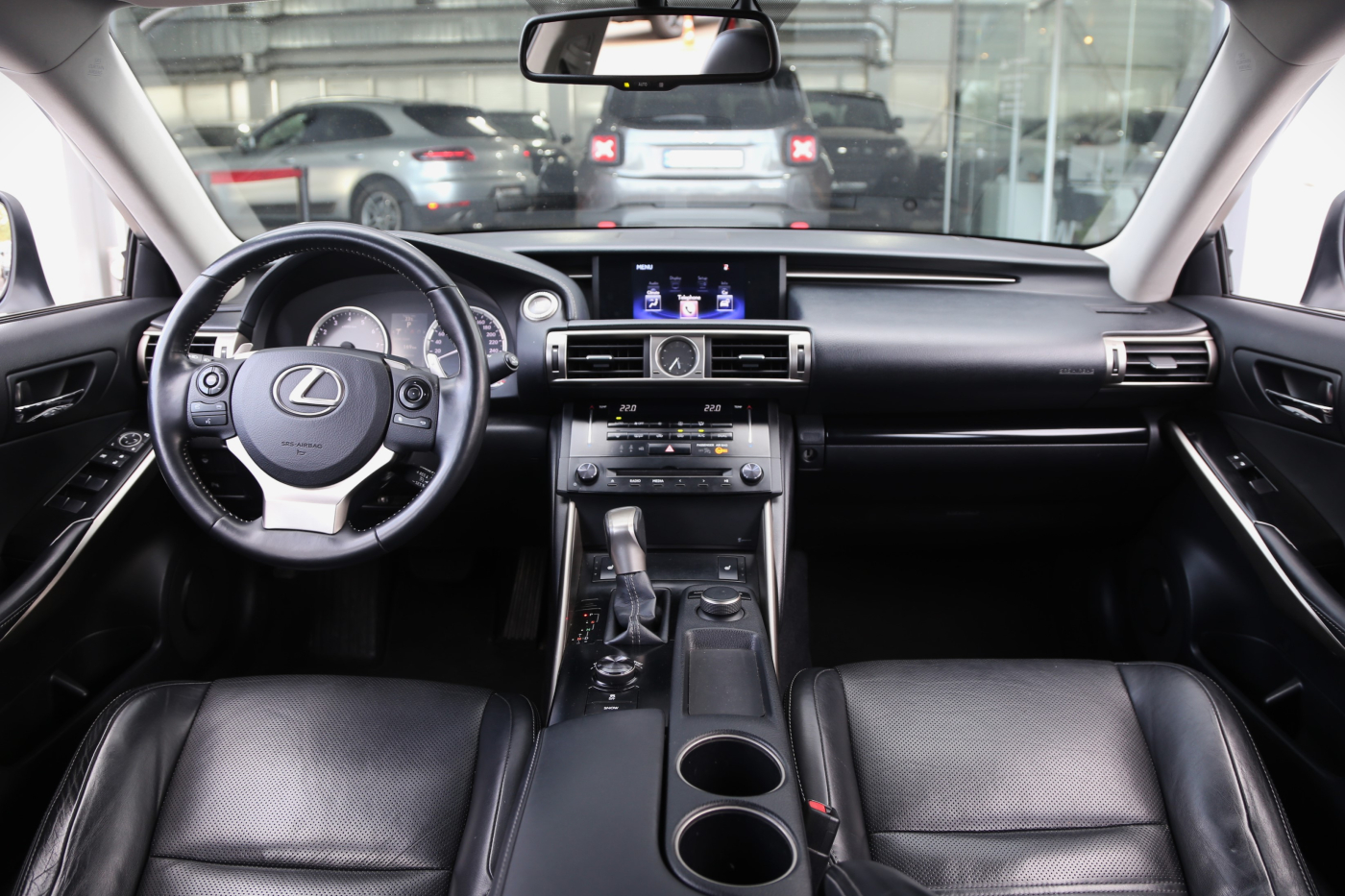 Lexus IS