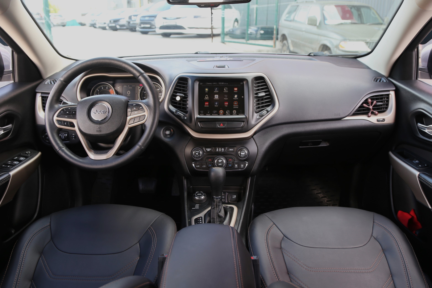 Jeep Cherokee