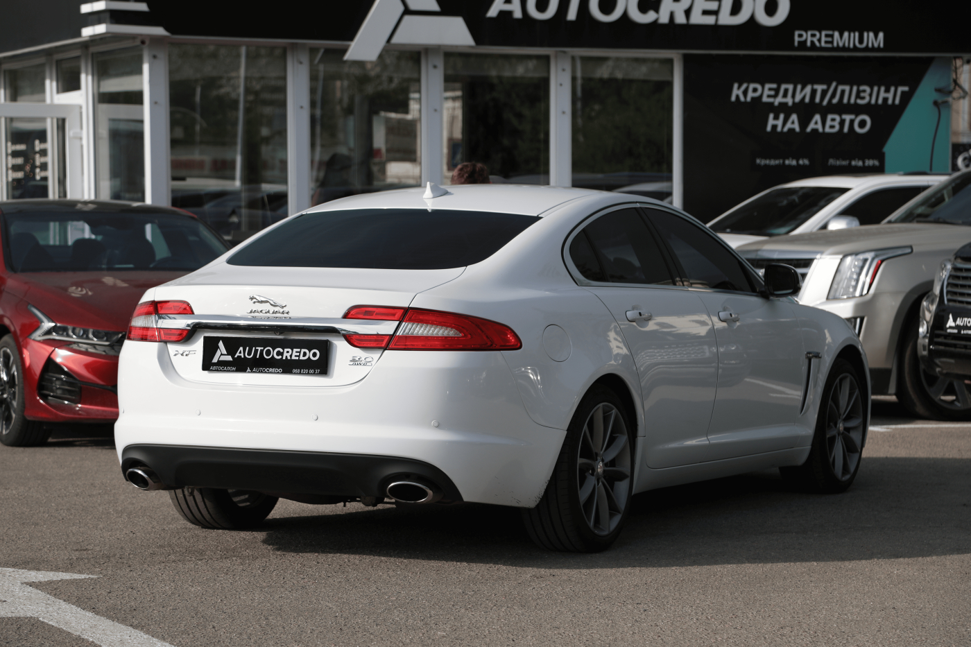 Jaguar XF