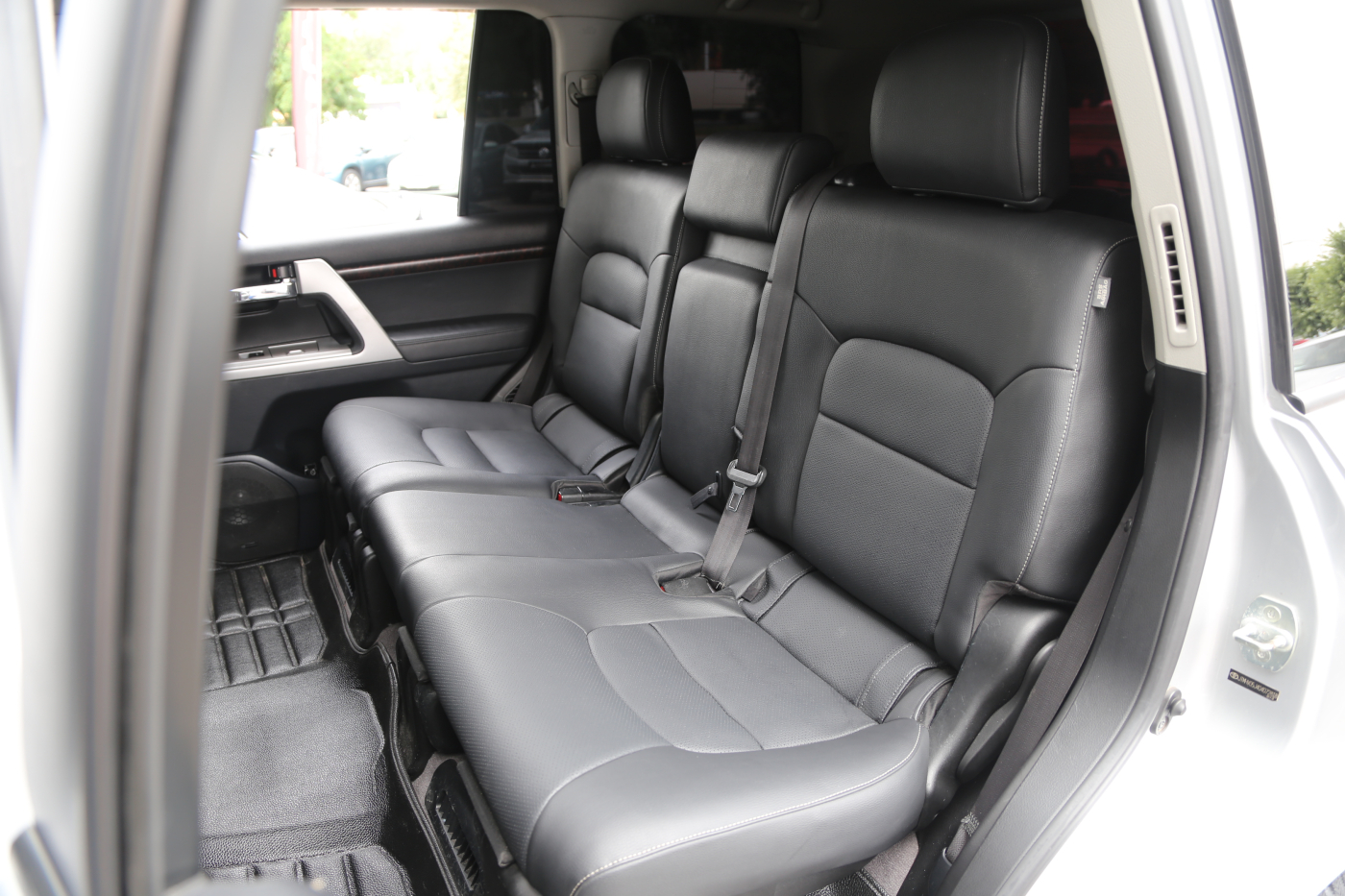 Toyota Land Cruiser (все)