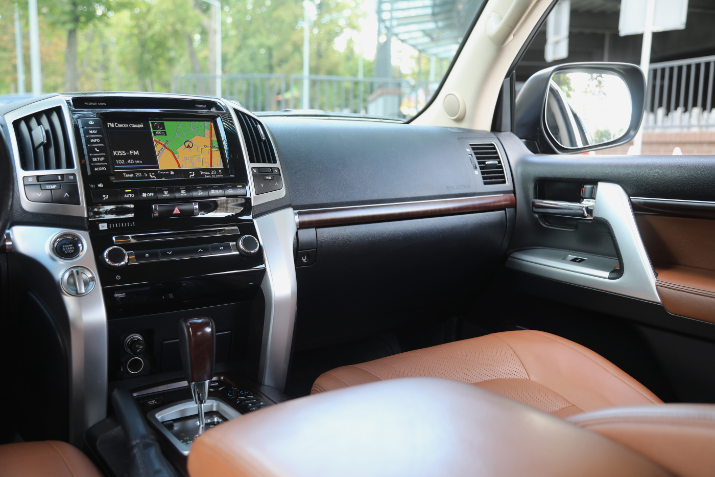 Toyota Land Cruiser (все)