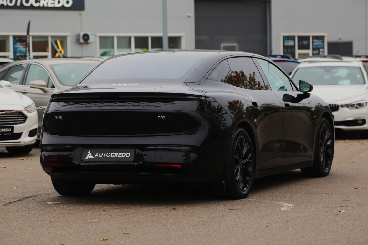 Zeekr 007