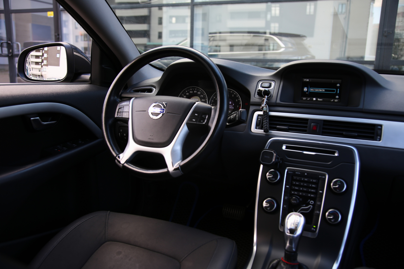 Volvo S80