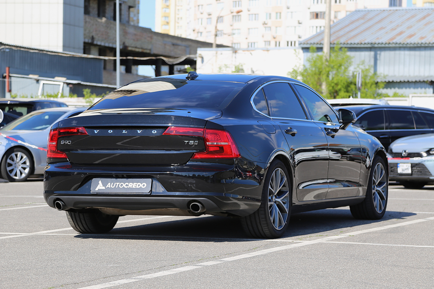 Volvo S90