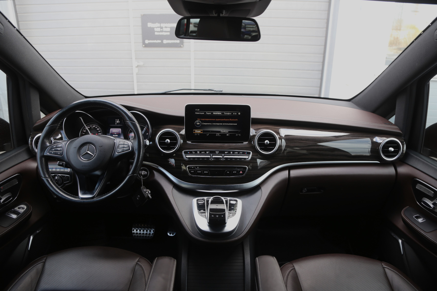 Mercedes-Benz V-Class