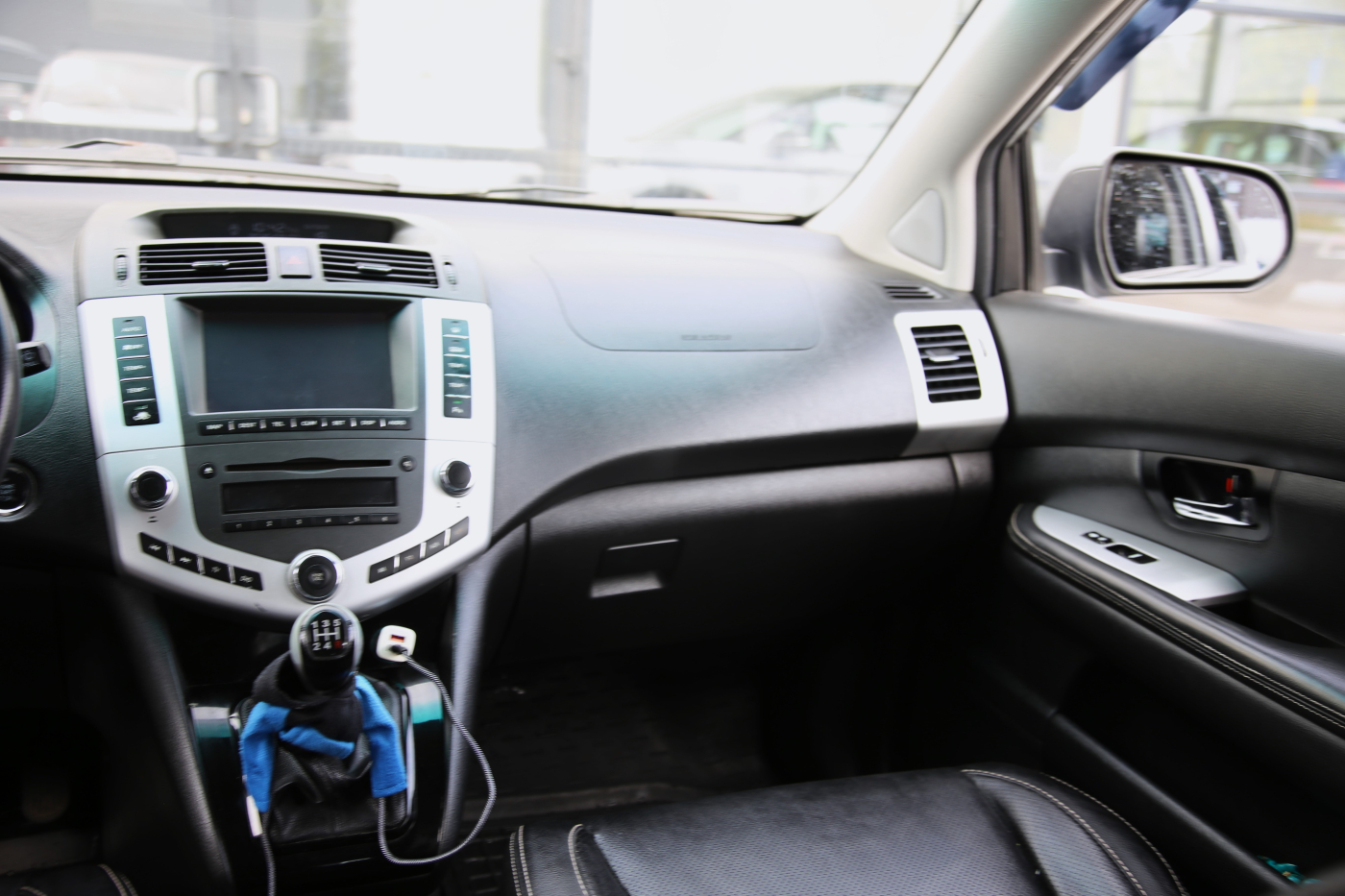 BYD S6