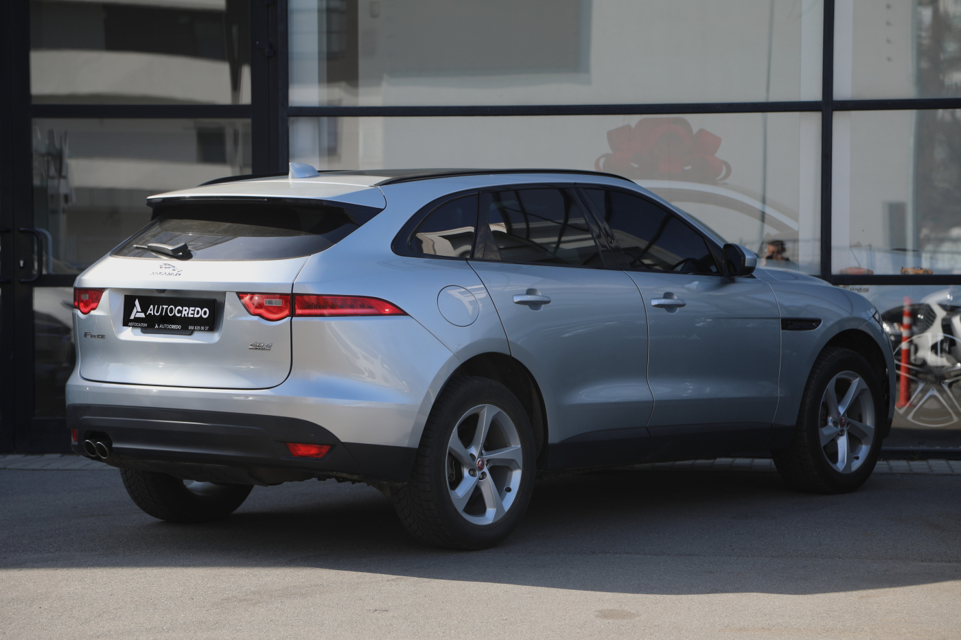 Jaguar F-Pace