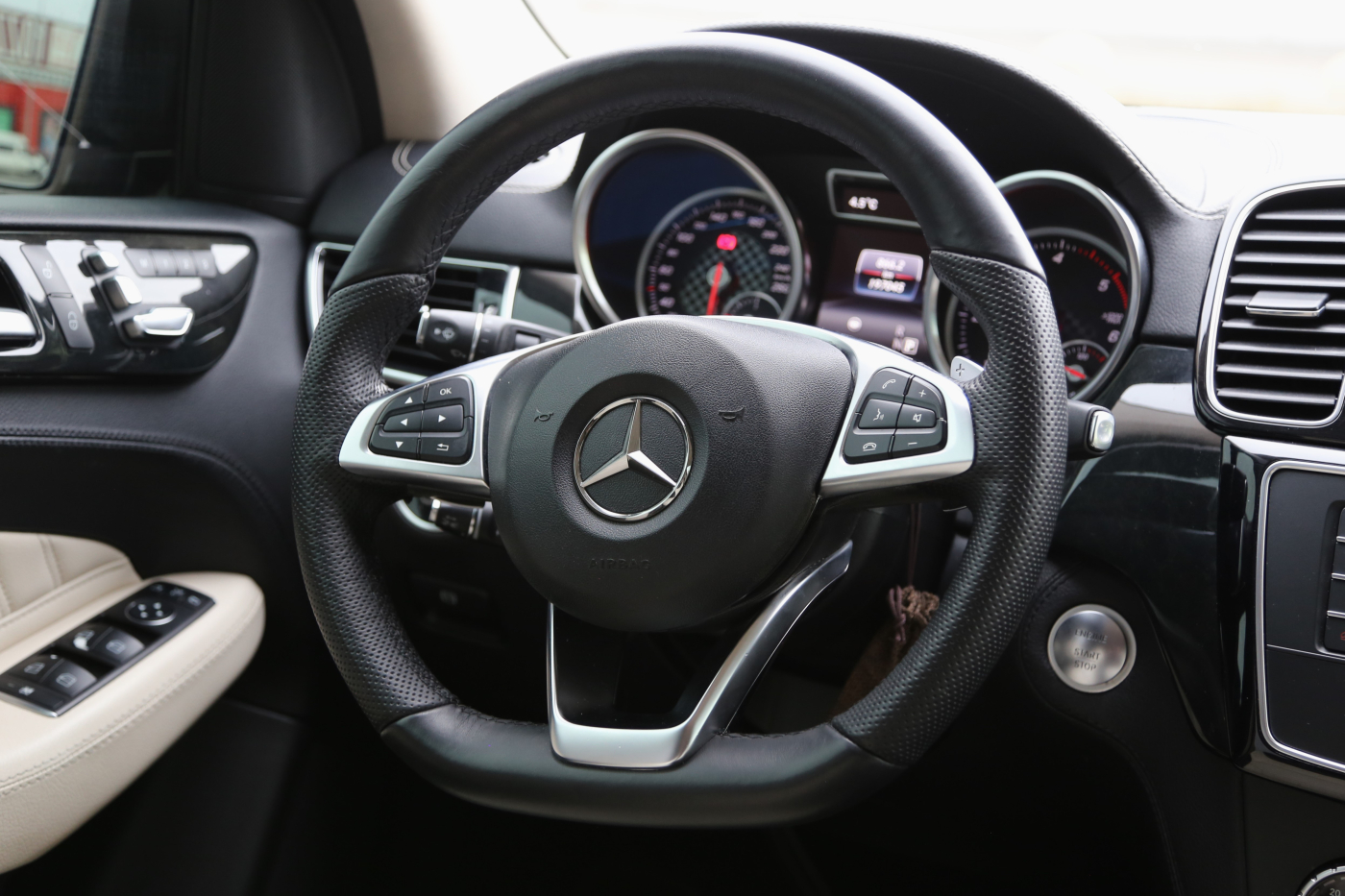 Mercedes-Benz GLE-Class