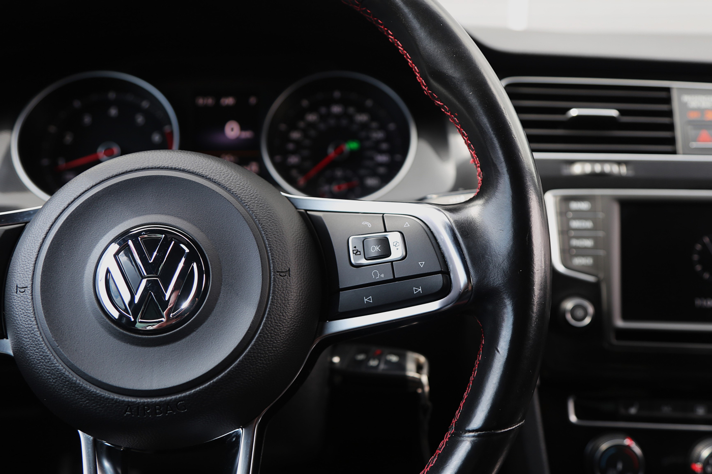 Volkswagen Golf GTI
