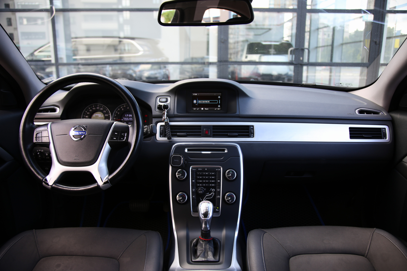 Volvo S80