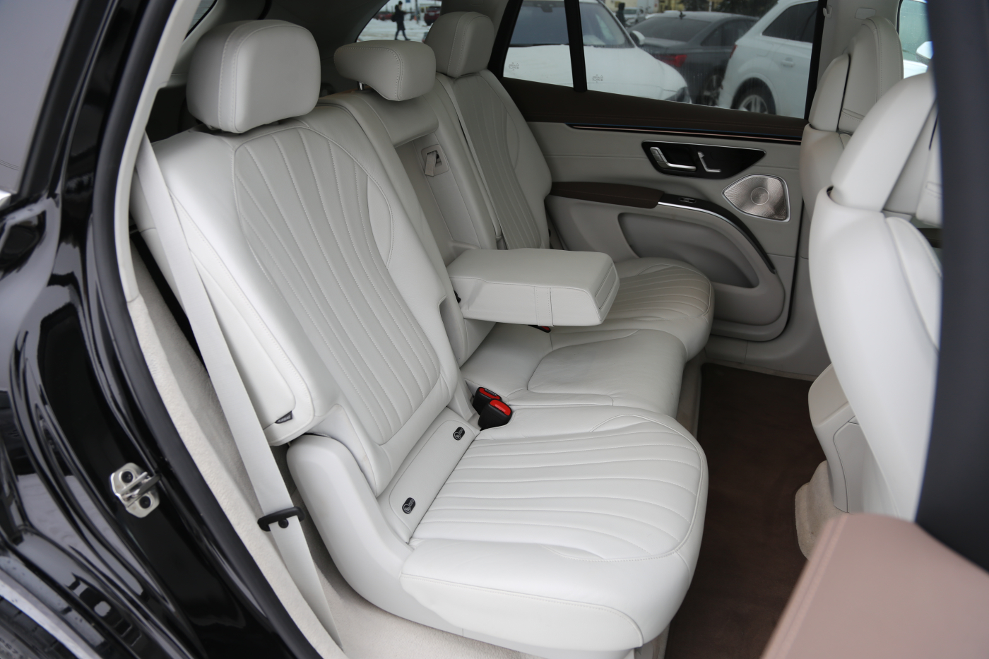 Mercedes-Benz EQS SUV