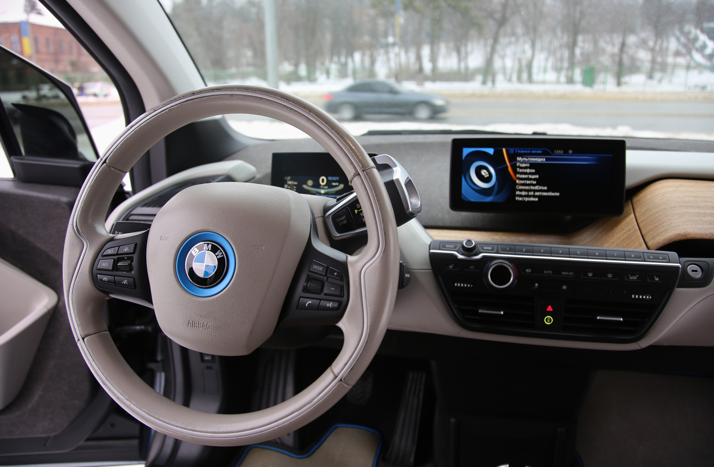 BMW I3