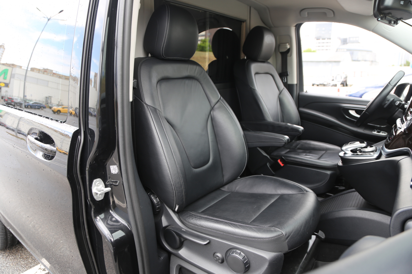 Mercedes-Benz V-Class