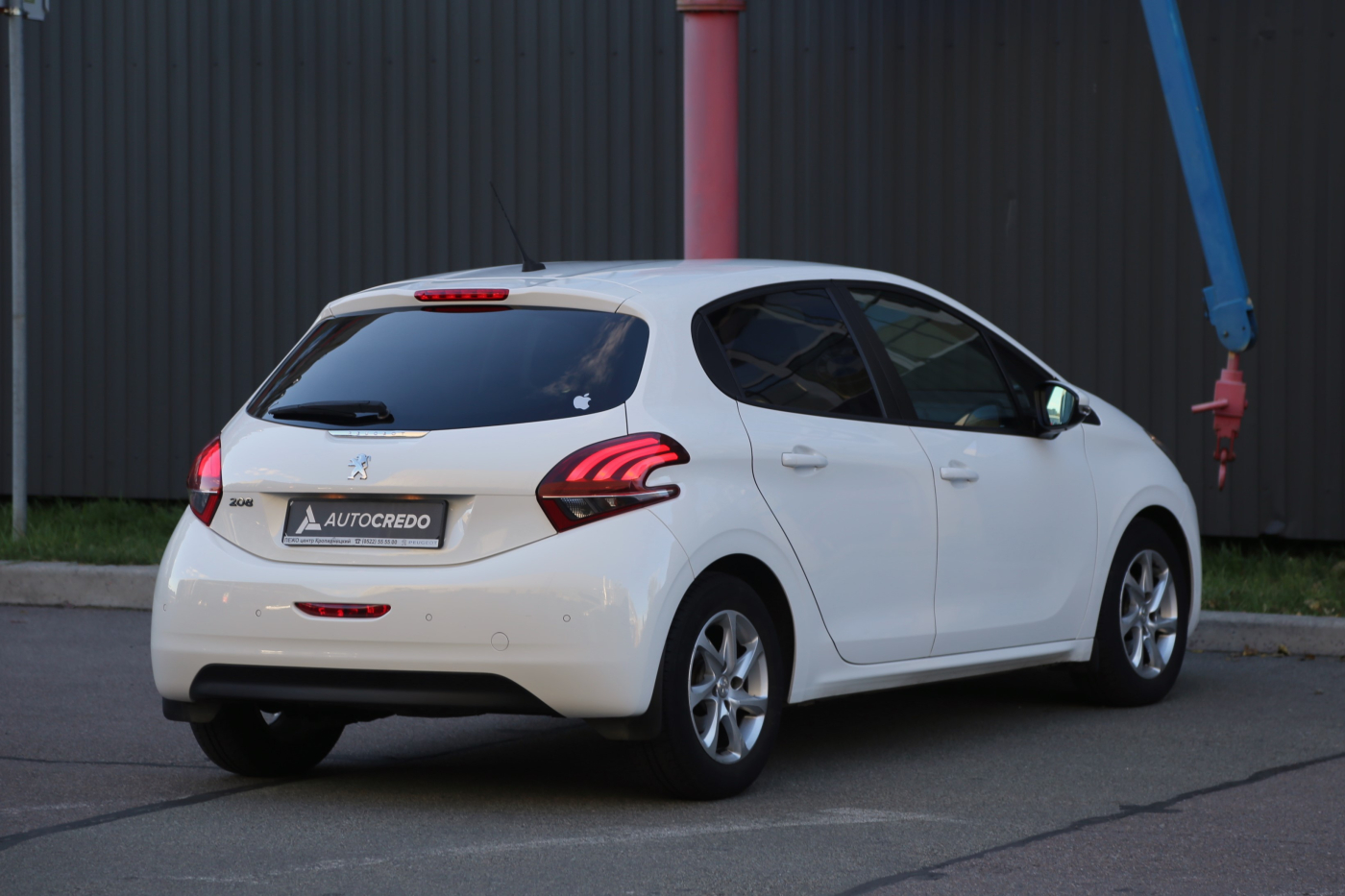 Peugeot 208