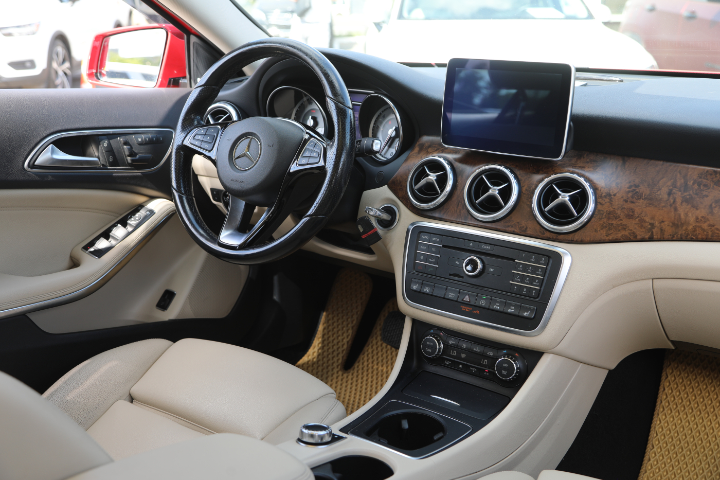 Mercedes-Benz GLA-Class