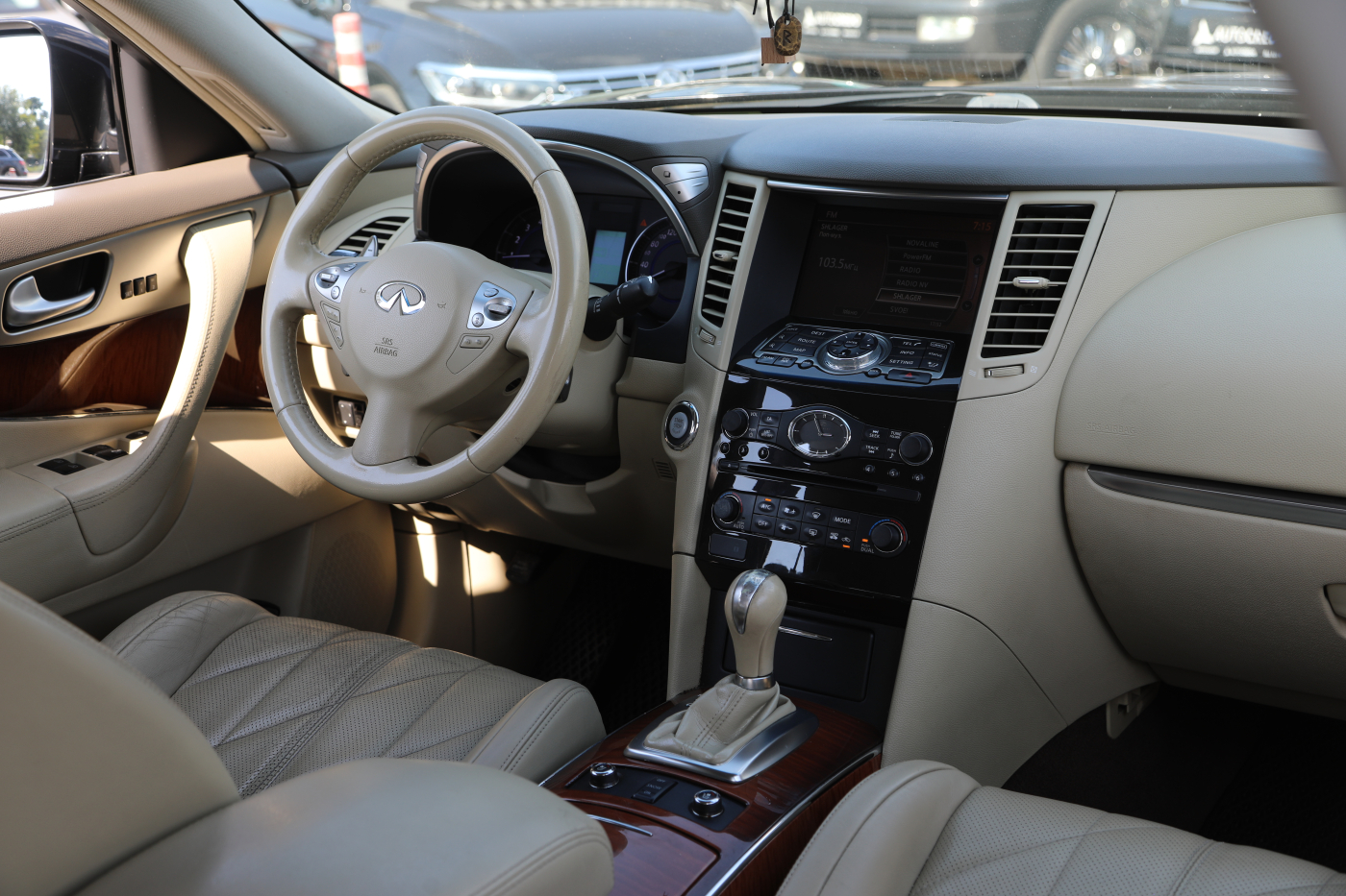 Infiniti FX 37