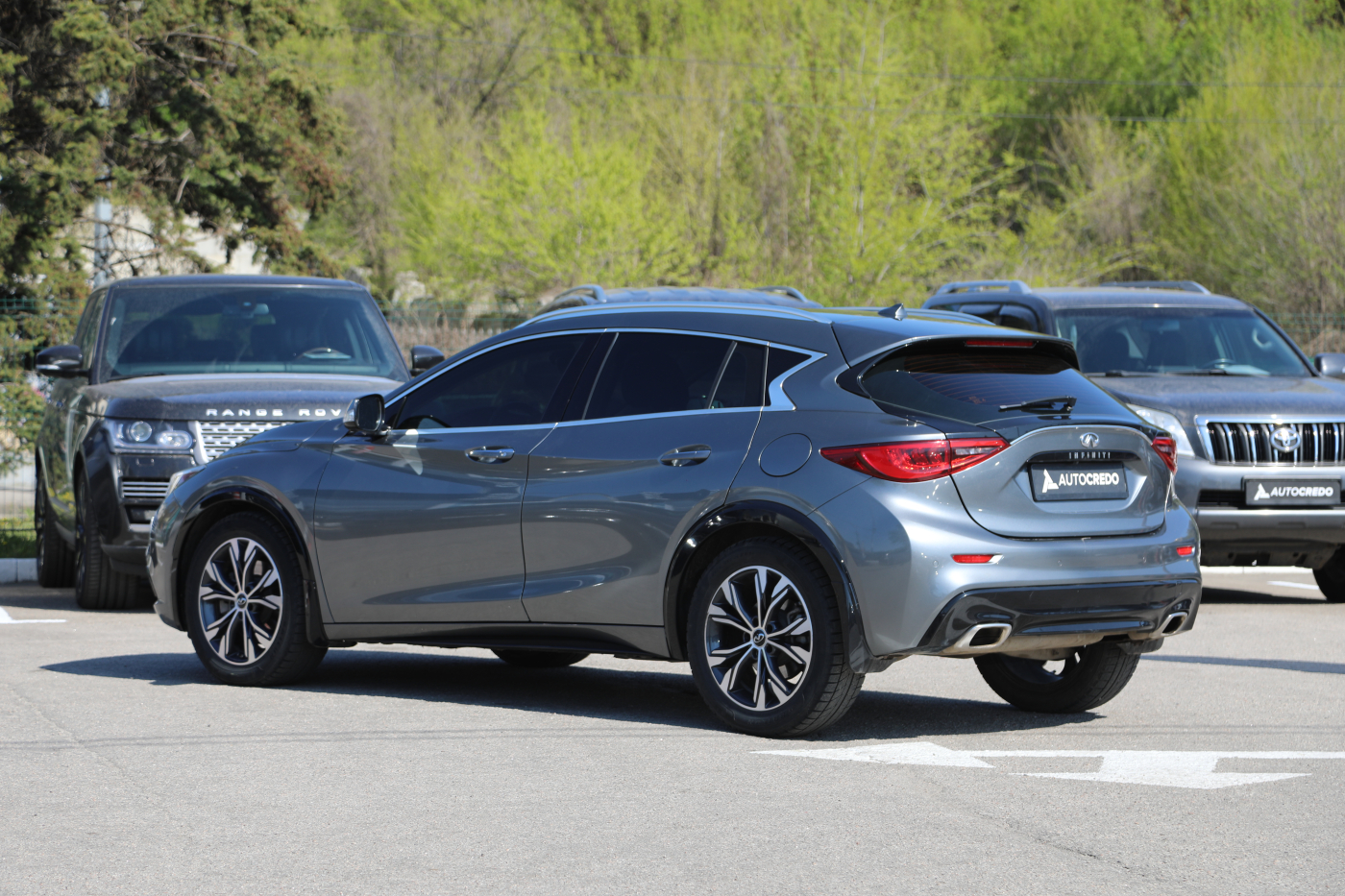 Infiniti QX30